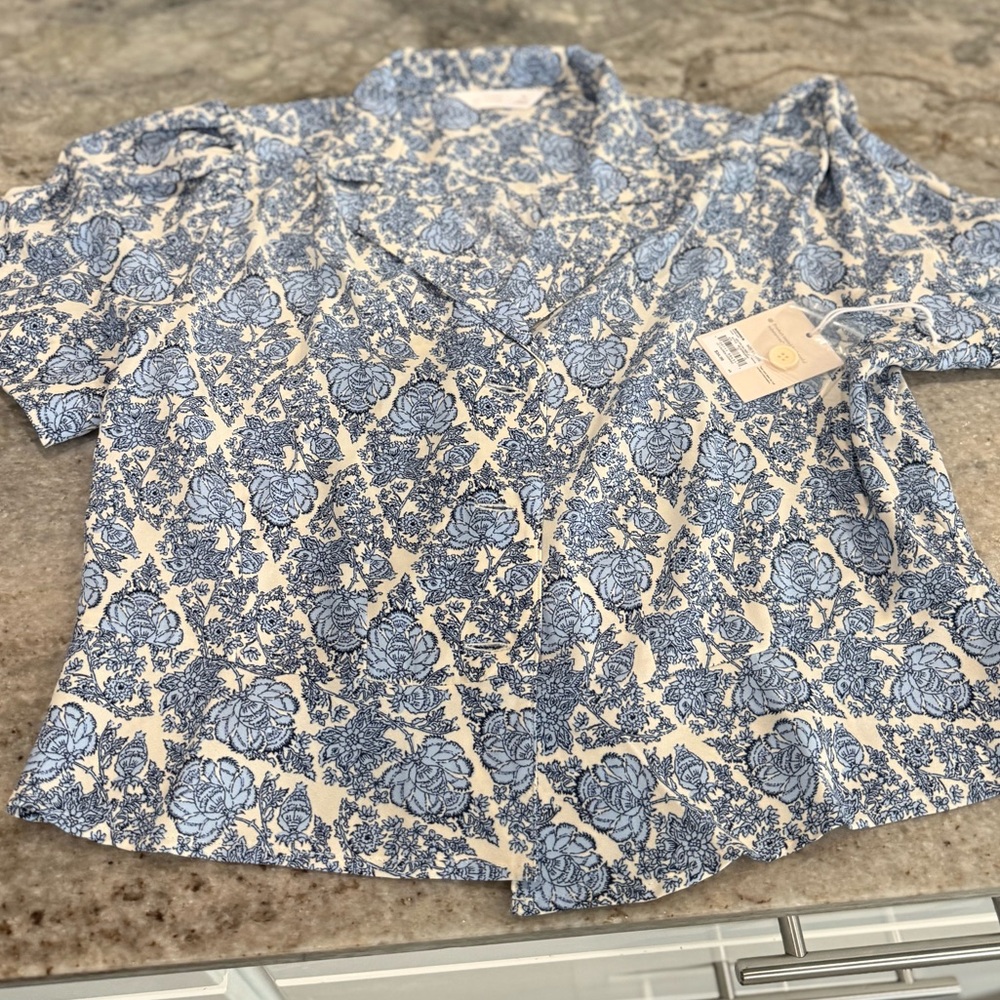 LC Lauren Conrad Blue and Cream Floral Button Down Shirt